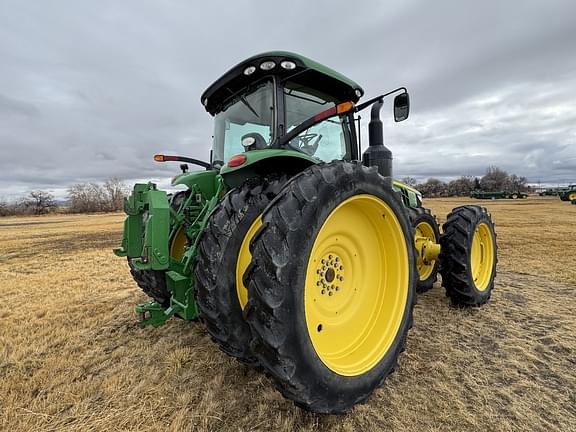 Image of John Deere 8320R equipment image 4