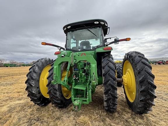 Image of John Deere 8320R equipment image 3