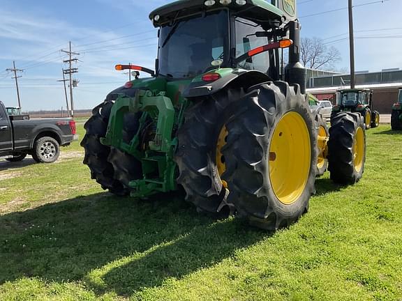 Image of John Deere 8320R equipment image 4