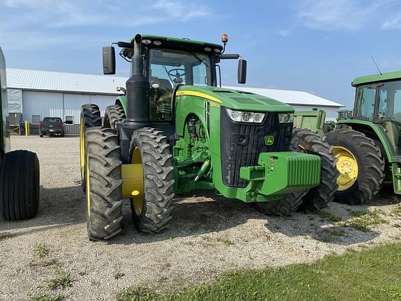 Image of John Deere 8320R equipment image 3