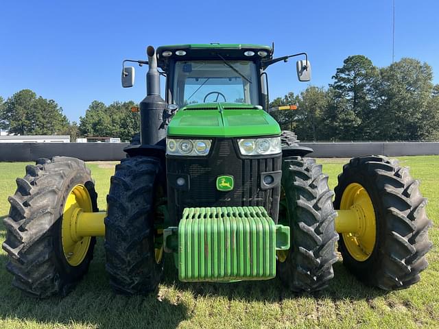 Image of John Deere 8320R equipment image 3