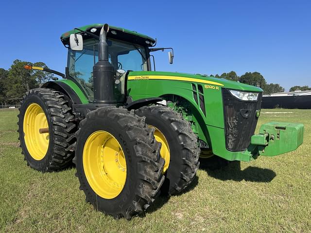 Image of John Deere 8320R equipment image 4