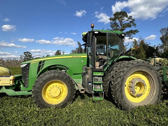 Image of John Deere 8320R equipment image 2