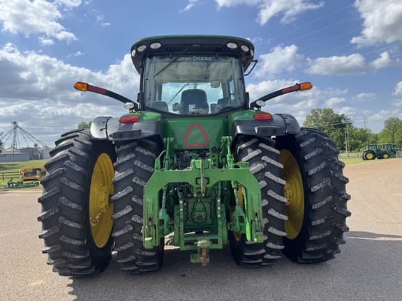 Image of John Deere 8320R equipment image 4