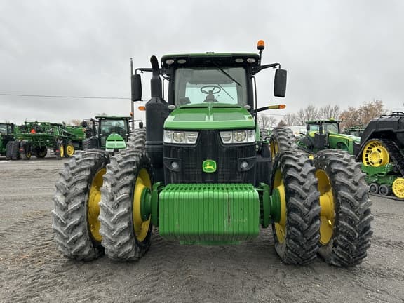 Image of John Deere 8320R equipment image 2