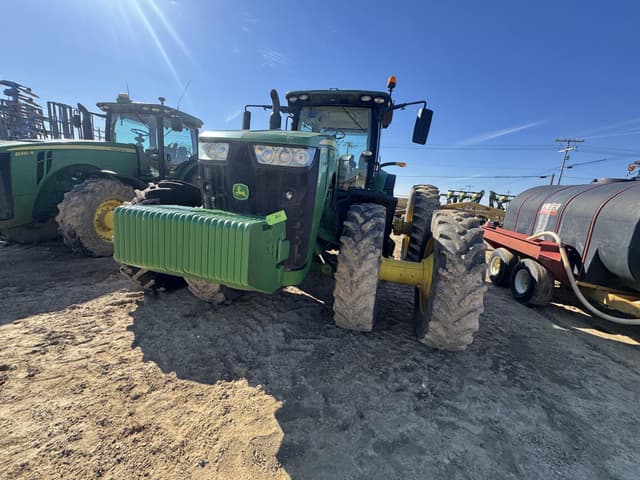 Image of John Deere 8320R equipment image 3