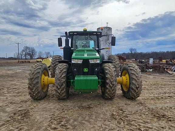 Image of John Deere 8320R equipment image 3