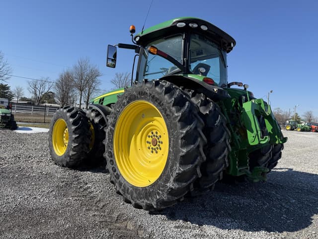 Image of John Deere 8320R equipment image 4