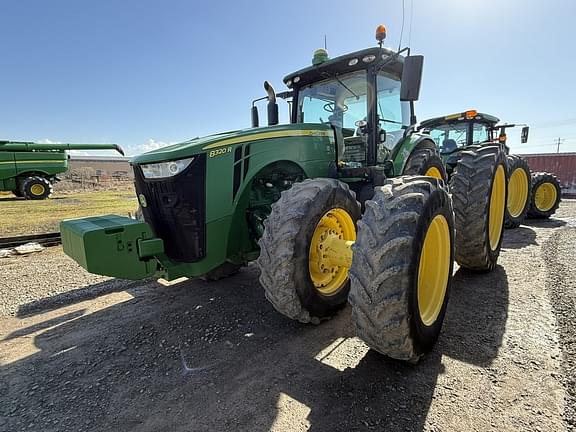 Image of John Deere 8320R equipment image 1