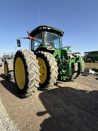 Image of John Deere 8320R equipment image 4