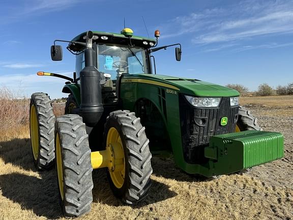 Image of John Deere 8320R equipment image 2