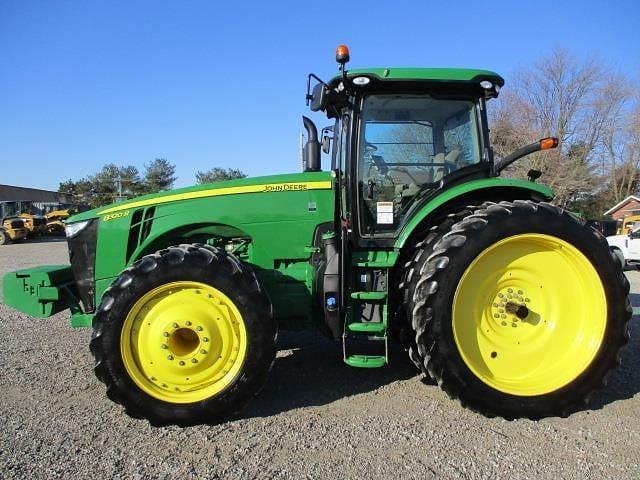 Image of John Deere 8320R equipment image 2