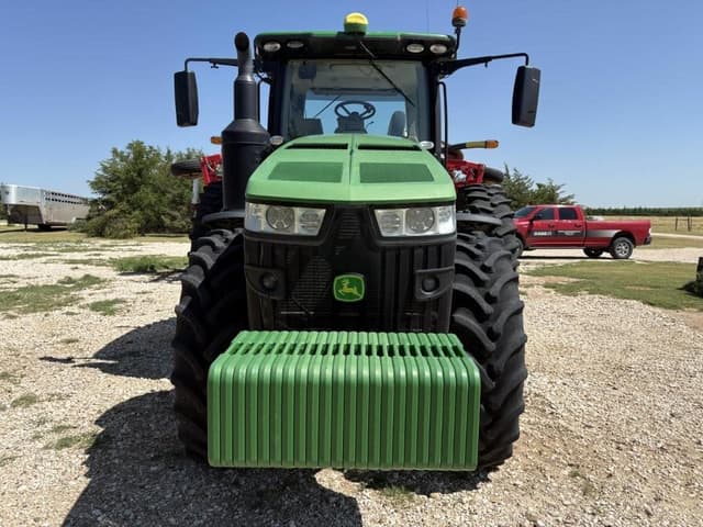 Image of John Deere 8320R equipment image 1