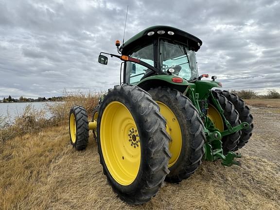 Image of John Deere 8320R equipment image 2