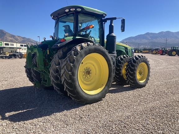 Image of John Deere 8320R equipment image 4