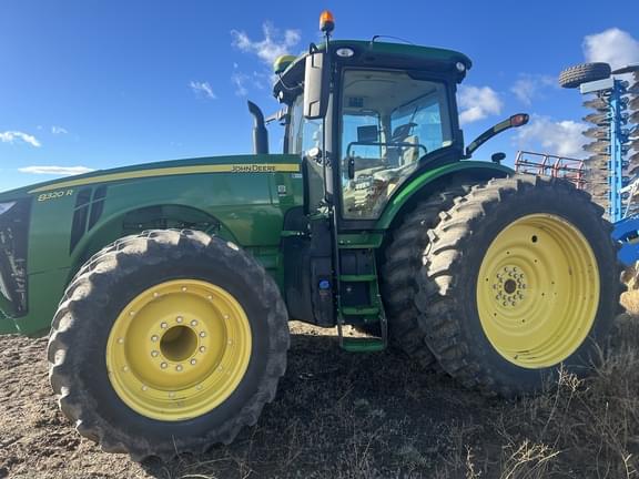 Image of John Deere 8320R Primary image