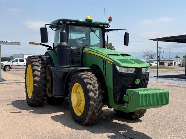 Image of John Deere 8320R equipment image 3