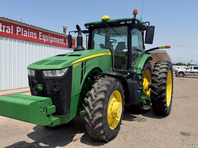 Image of John Deere 8320R equipment image 1