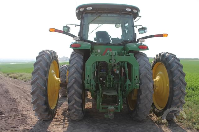 Image of John Deere 8320R equipment image 3