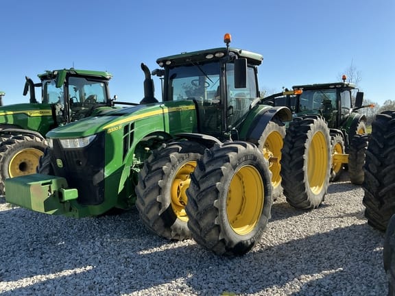 2018 John Deere 8320R Equipment Image0