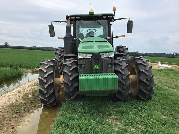 Image of John Deere 8320R equipment image 1