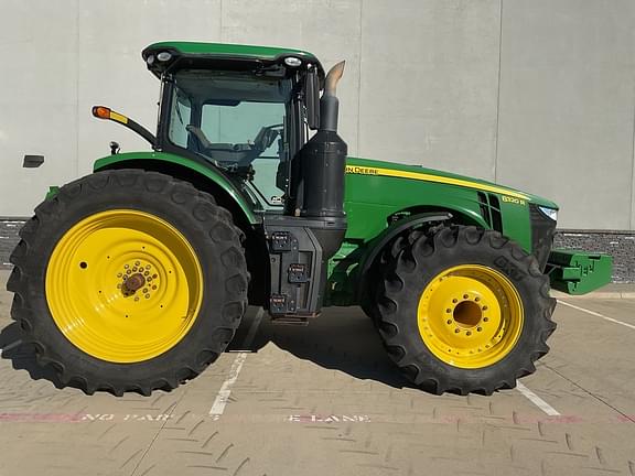 Image of John Deere 8320R equipment image 4