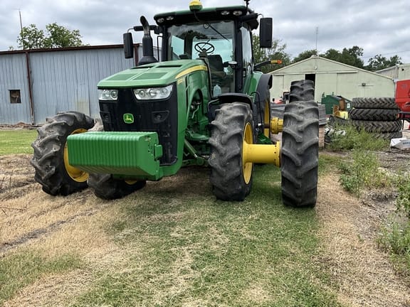 Main image John Deere 8320R