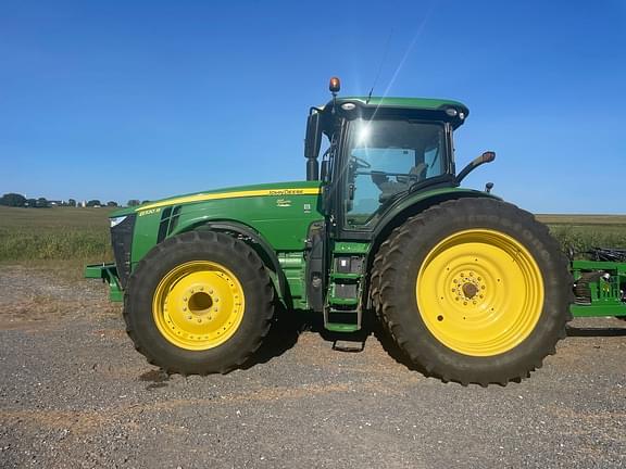 Image of John Deere 8320R equipment image 2