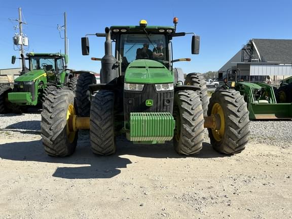 Image of John Deere 8320R equipment image 1