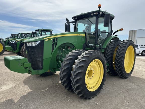 Image of John Deere 8320R equipment image 1