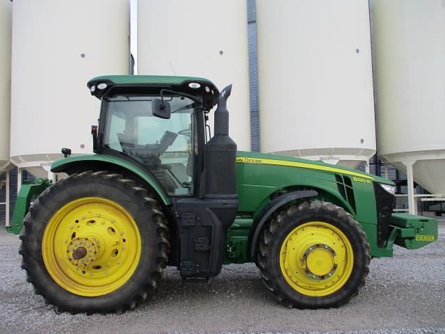 Image of John Deere 8320R equipment image 3