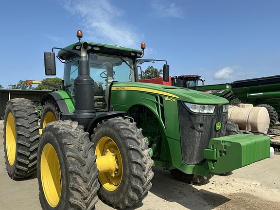 Image of John Deere 8320R equipment image 1