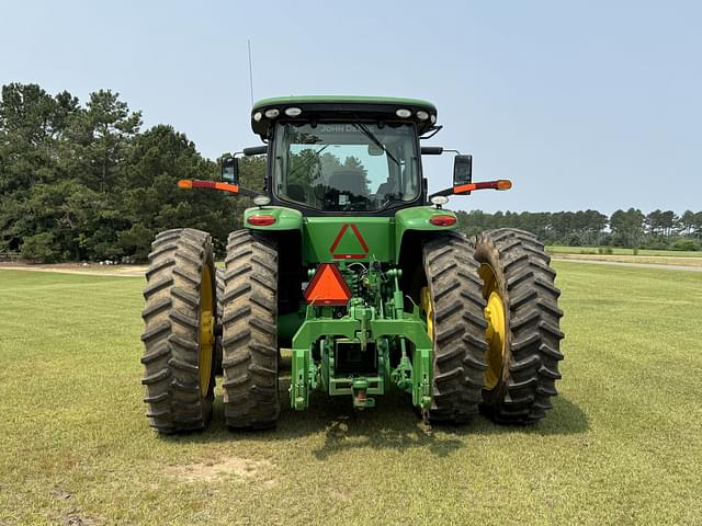 Image of John Deere 8320R equipment image 3