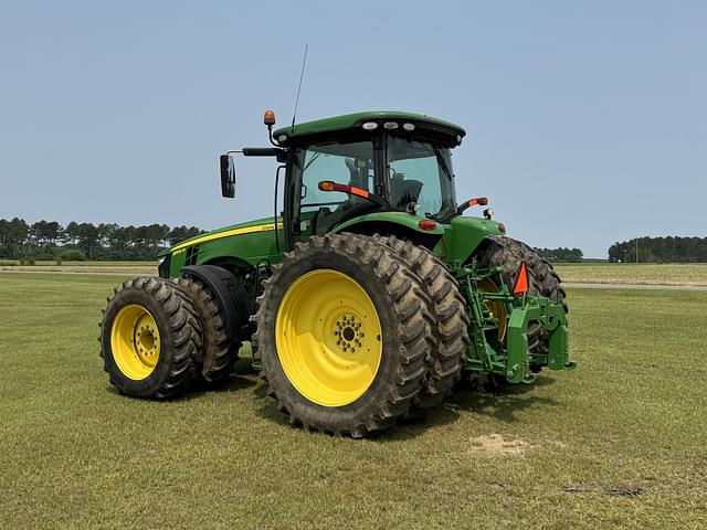 Image of John Deere 8320R equipment image 2