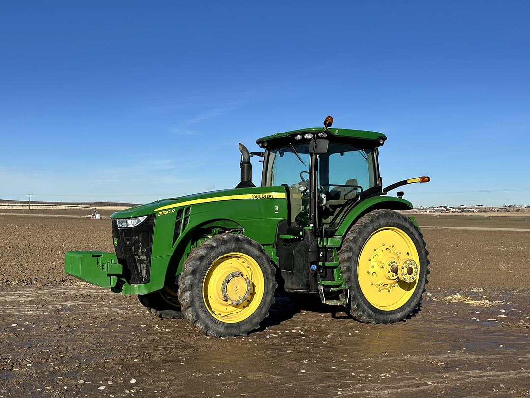 Image of John Deere 8320R Primary image