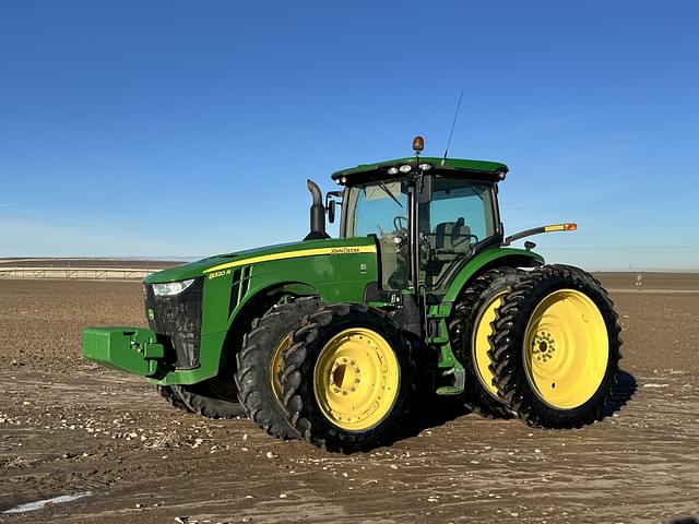 Image of John Deere 8320R equipment image 3