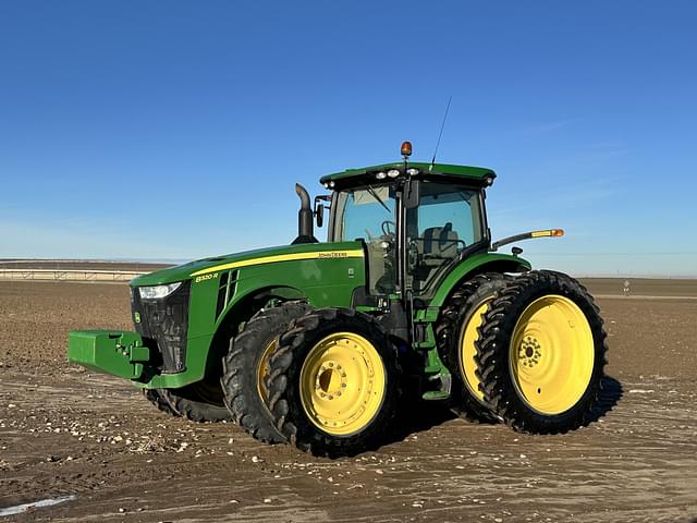 Image of John Deere 8320R equipment image 2