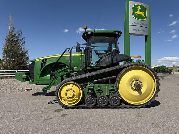 Image of John Deere 8320RT equipment image 1
