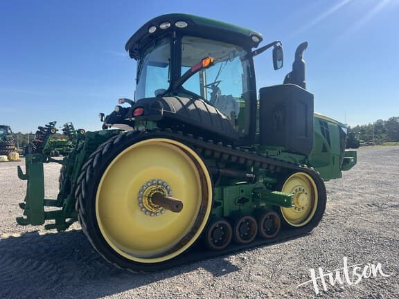 Image of John Deere 8320RT equipment image 3