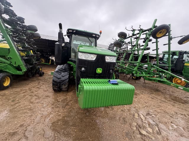 Image of John Deere 8320RT equipment image 4