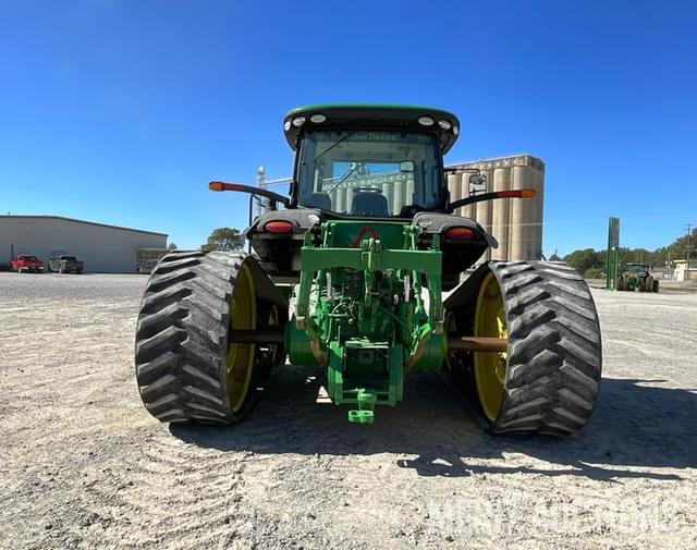 Image of John Deere 8320RT equipment image 3