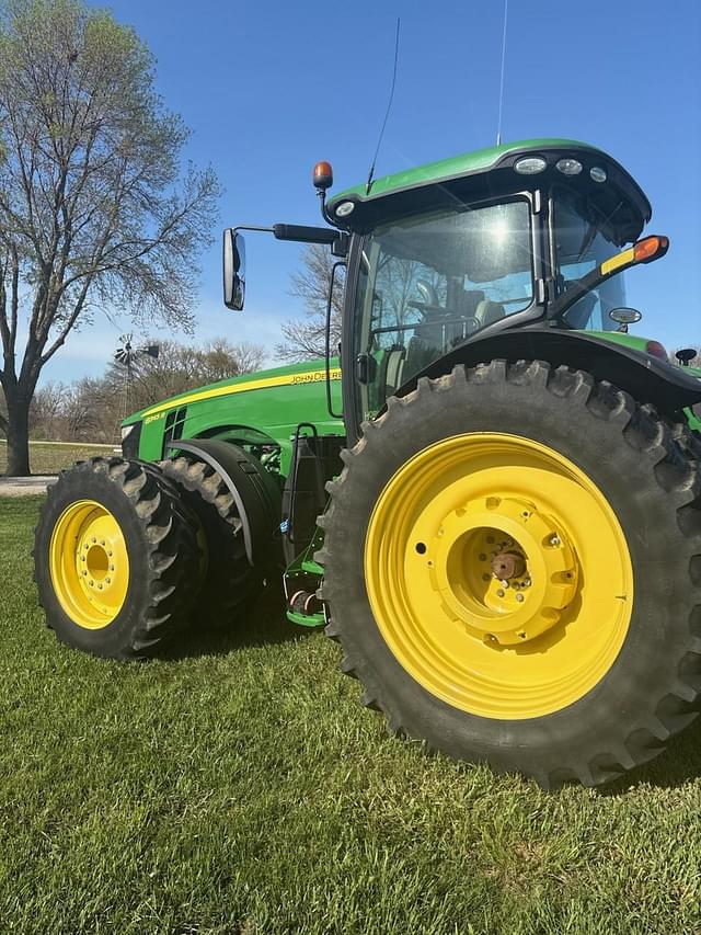Image of John Deere 8345R equipment image 4