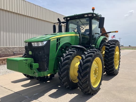 Image of John Deere 8345R equipment image 4