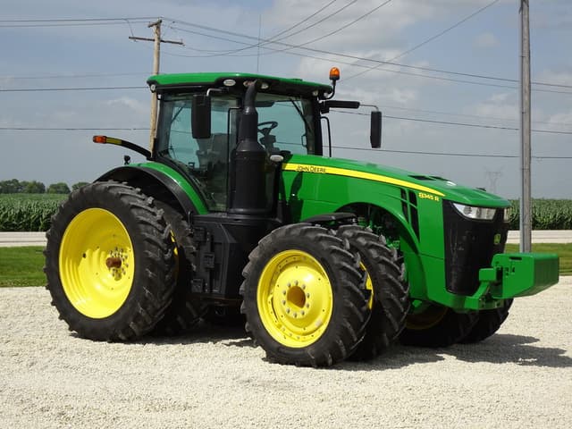 Image of John Deere 8345R equipment image 2