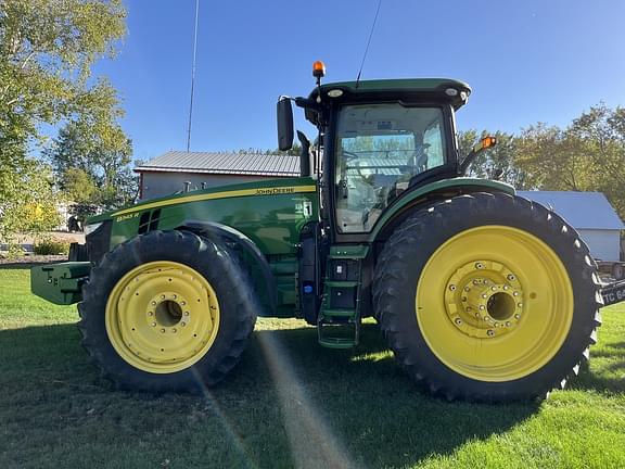 Image of John Deere 8345R equipment image 1