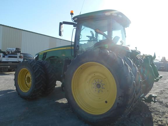 Image of John Deere 8345R equipment image 4