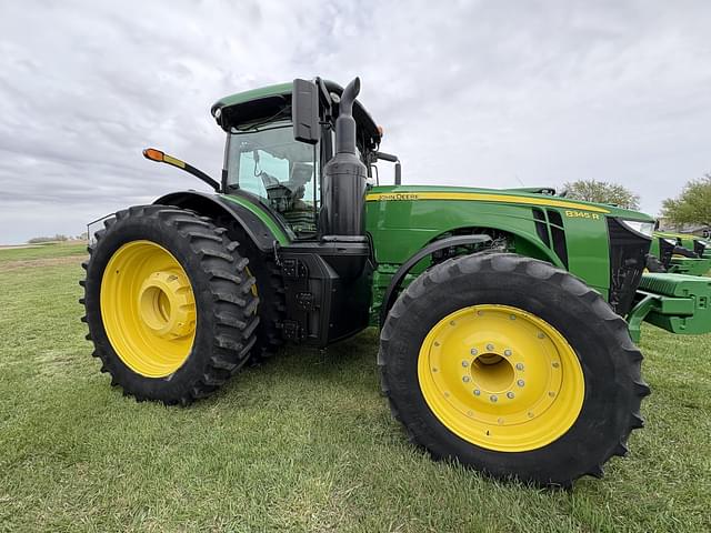 Image of John Deere 8345R equipment image 3