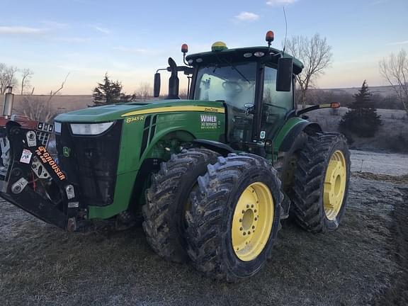 Image of John Deere 8345R equipment image 2