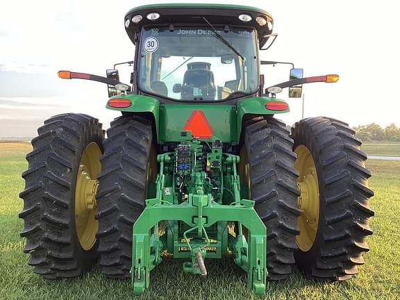 Image of John Deere 8345R equipment image 4