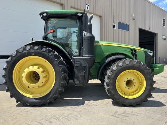 Image of John Deere 8345R equipment image 1